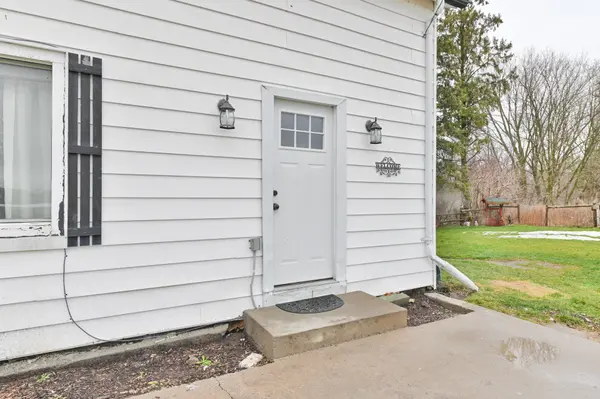 256 Moira RD, Centre Hastings, ON K0K 3E0