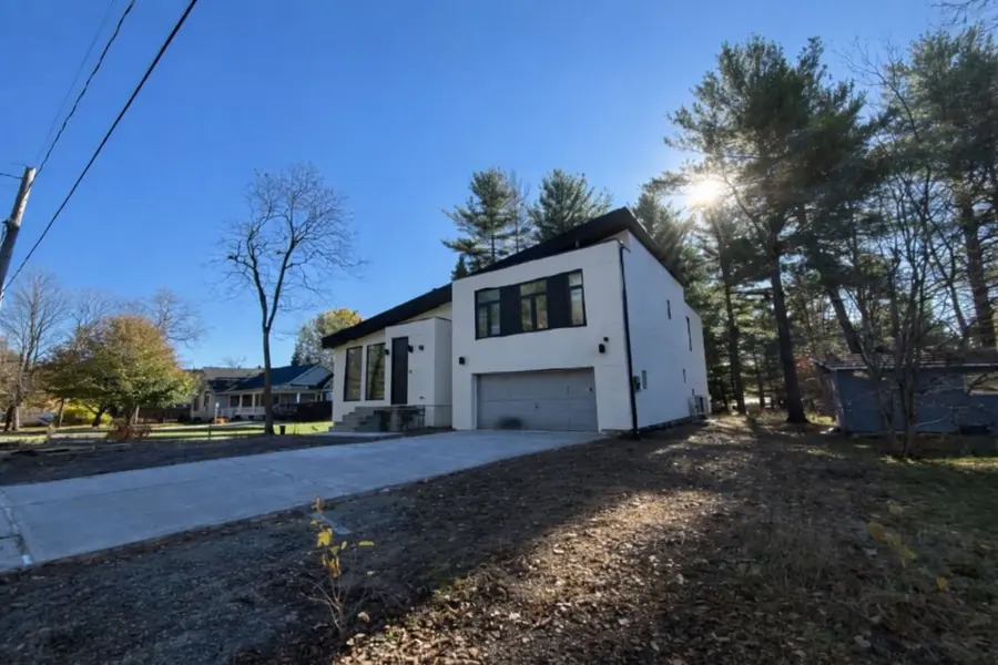 5 Robert ST, Sundridge, ON P0A 1Z0