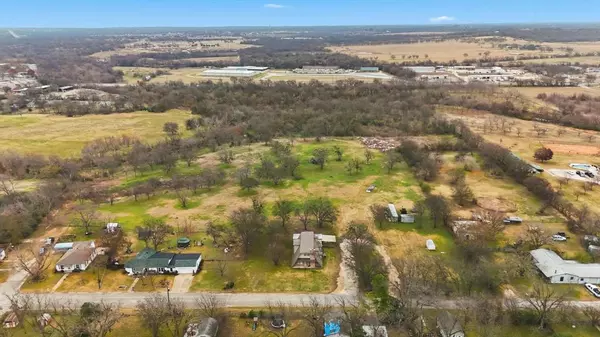 1401 Walnut Street, Cleburne, TX 76033