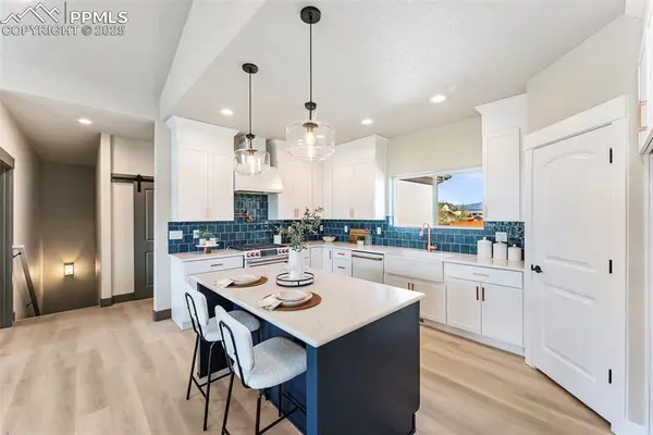 438 Miners RD, Canon City, CO 81212