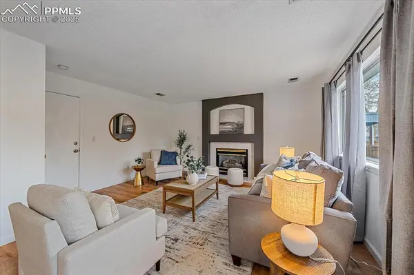 10578 Hyacinth LN, Highlands Ranch, CO 80129