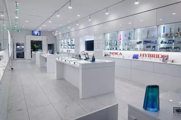 144 Kennedy RD S #4, Brampton, ON L6W 3G4