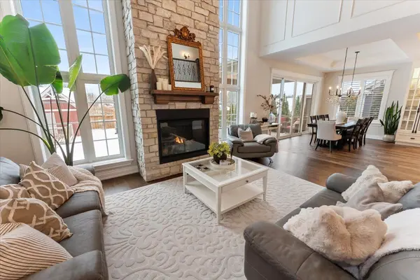 Pelham, ON L0S 1C0,1107 Balfour ST