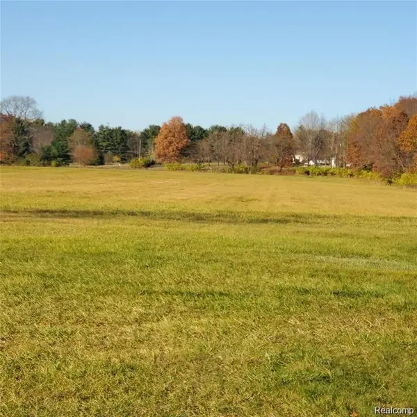 11124 Dexter Pinckney RD, Putnam Twp, MI 48169