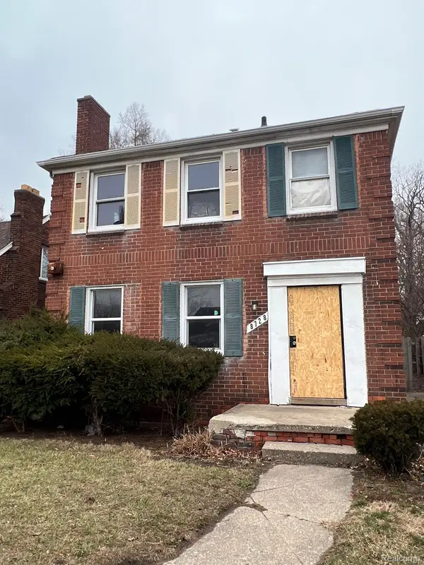 8728 W 7 MILE RD, Detroit, MI 48221