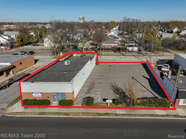 1088 SOUTHFIELD RD, Lincoln Park, MI 48146