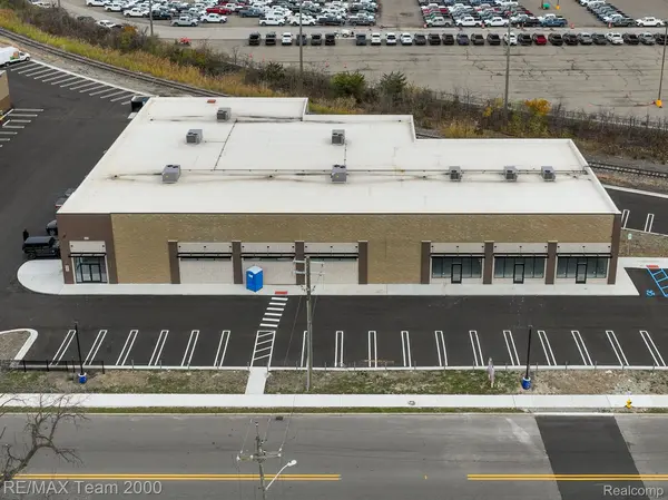 6060 MILLER RD, Dearborn, MI 48126