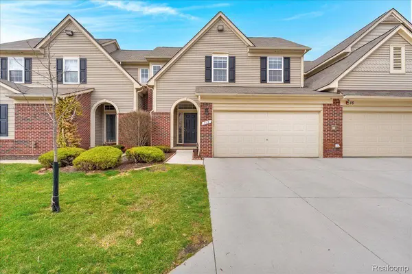 513 CONCORD DR, Canton Twp, MI 48188