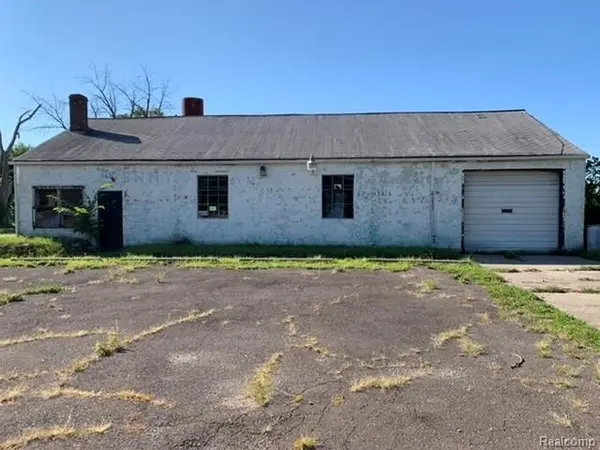 28805 CARLYSLE ST, Inkster, MI 48141