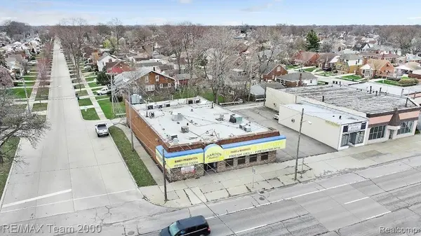 3807 FORT ST, Lincoln Park, MI 48146