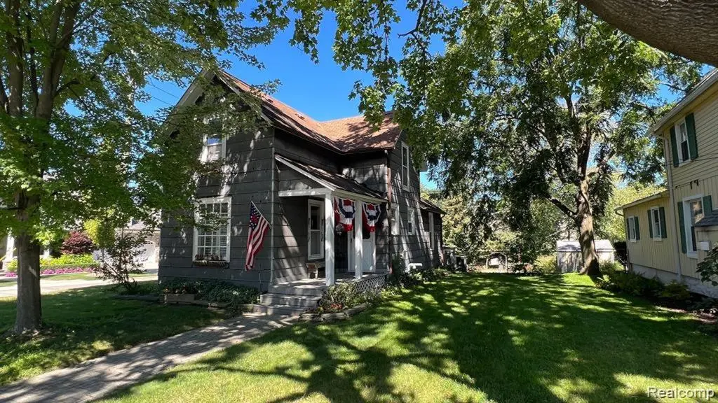 164 Albertson ST, Rochester, MI 48307