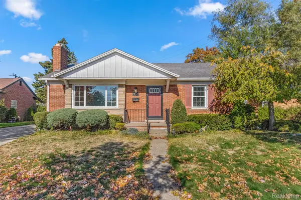 22730 Wilson AVE, Dearborn, MI 48128