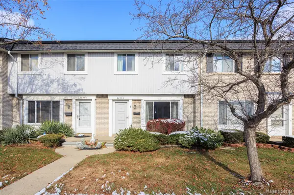 28452 Universal DR, Warren, MI 48092