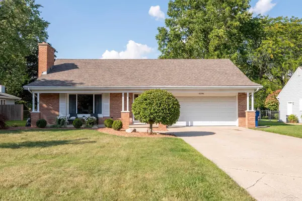 4396 Bradford DR, Saginaw Twp, MI 48603