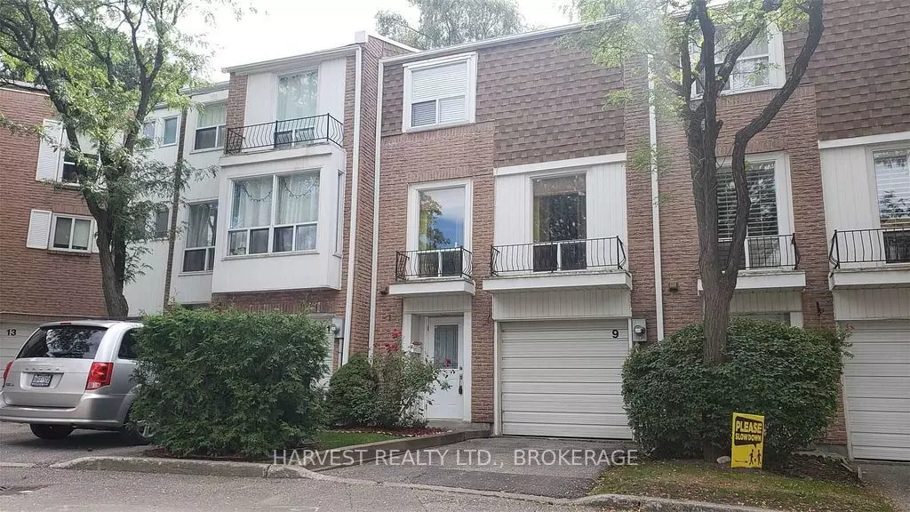 Toronto, ON M2H 3K6,9 Thimble Berry WAY