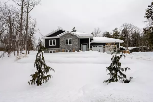 322 Elbow Point RD, Trent Lakes, ON K0L 1J0
