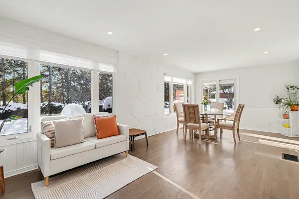 1458 Rhea PL, Blossom Park - Airport And Area, ON K1V 1H1