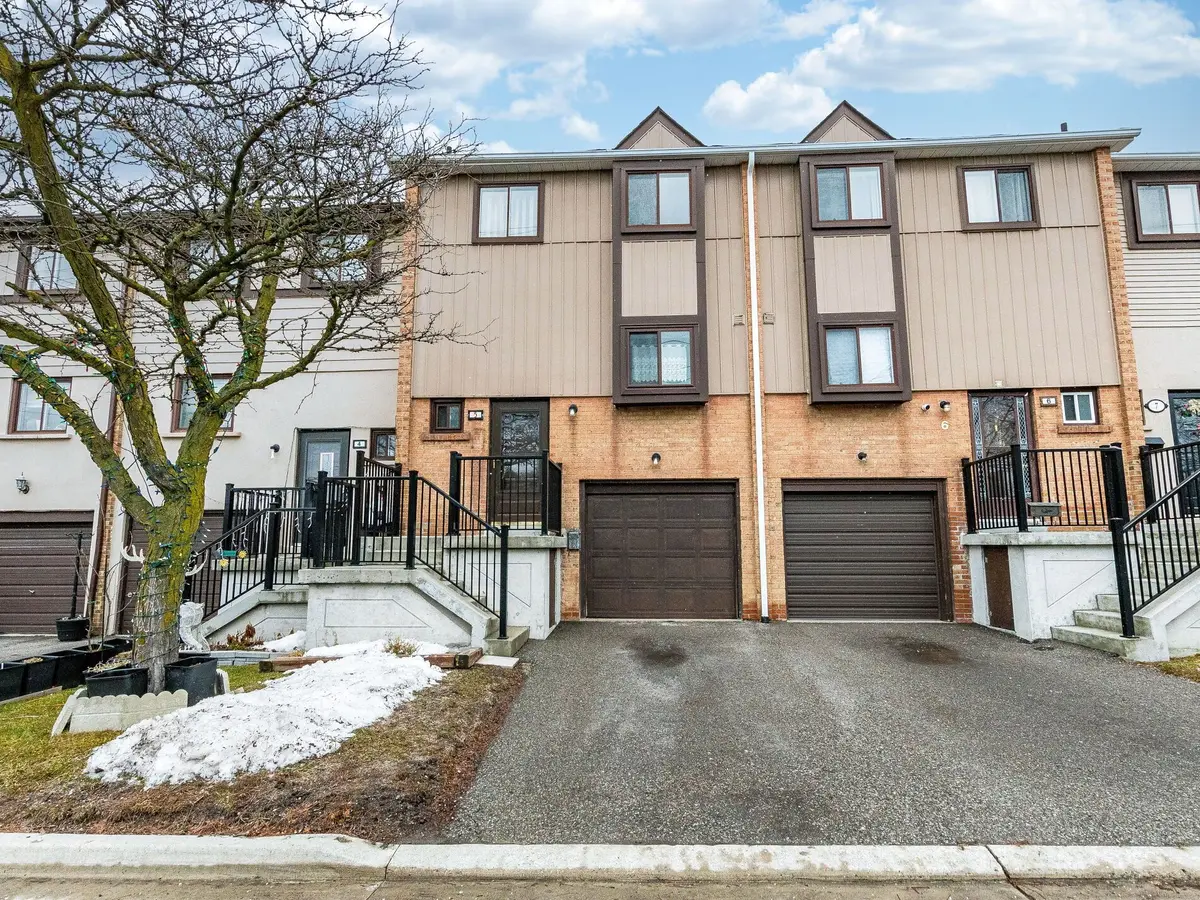 5 Moregate CRES, Brampton, ON L6S 3K9
