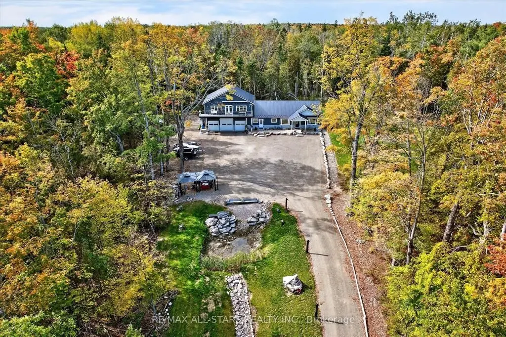 Kawartha Lakes, ON K0M 2B0,9 Lytle LN