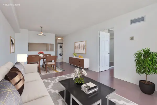 88 Alton Towers CIR #1502, Toronto E07, ON M1V 5C5