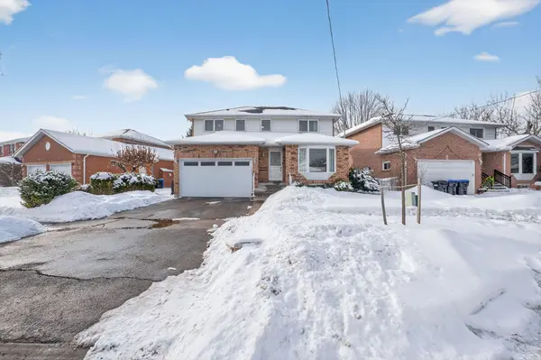 25 Buce AVE, Bradford West Gwillimbury, ON L3Z 2C4