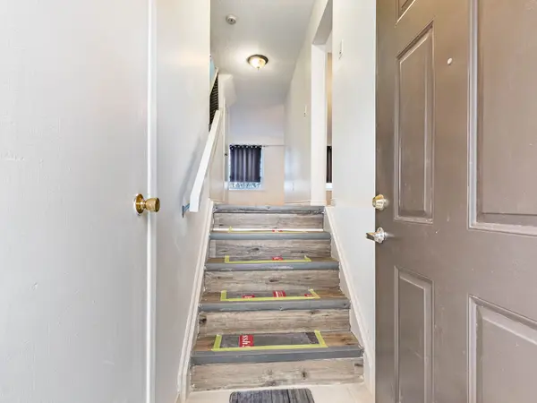 5 Moregate CRES, Brampton, ON L6S 3K9