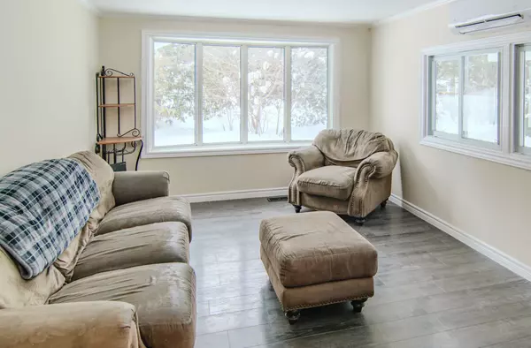 Georgian Bluffs, ON N0H 2N0,309 Keady LN