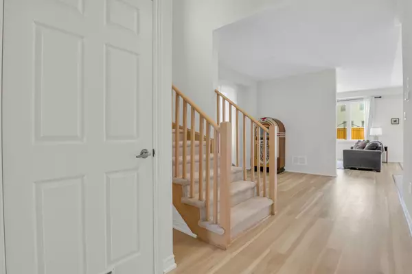 Centre Wellington, ON N1M 0H7,39 Spicer ST