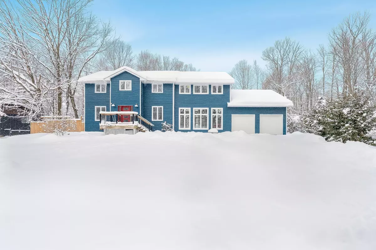 Innisfil, ON L9S 2W1,1844 Oakwood RD