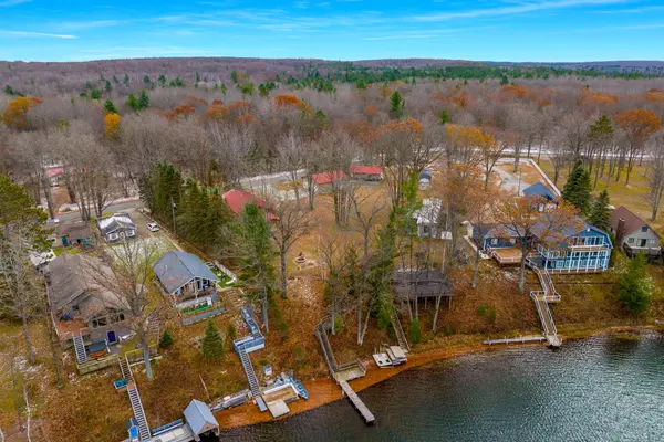 6360 Little Twin Lake RD NE, Blue Lake Twp, MI 49659