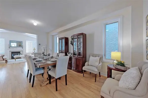 East Gwillimbury, ON L9N 0R2,72 Falconridge TER