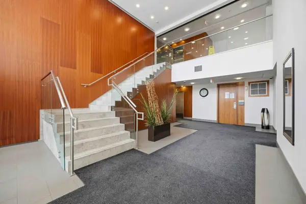 4700 HIGHWAY 7 RD #501, Vaughan, ON L4L 0B4