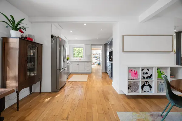 Caledon, ON L7C 1S1,1428 Mill ST