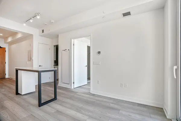 Mississauga, ON L5A 4C6,1 FAIRVIEW RD E #1107