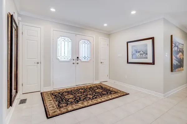 2530 Jarvis ST, Mississauga, ON L5C 2P6