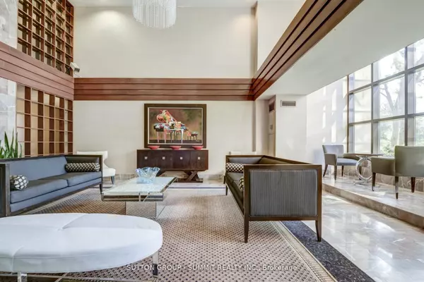 Brampton, ON L6W 3X1,100 County Court BLVD #1005