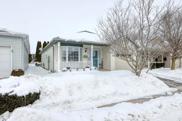 23 Brasher DR, Tillsonburg, ON N4G 5T2