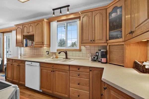 56 Cedarview DR, Kawartha Lakes, ON K0L 2W0