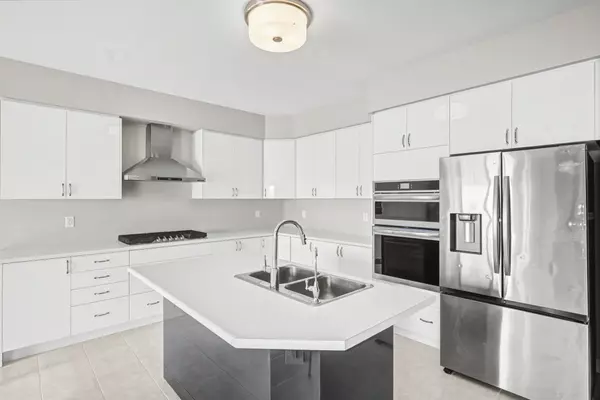 Brant, ON N3L 0M1,94 Hitchman ST