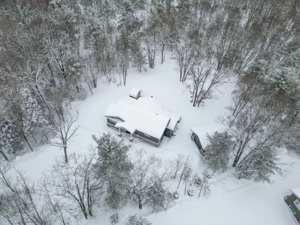 East Ferris, ON P0H 1K0,81 Oakridge DR