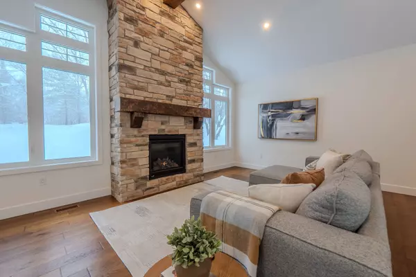 East Ferris, ON P0H 1K0,81 Oakridge DR