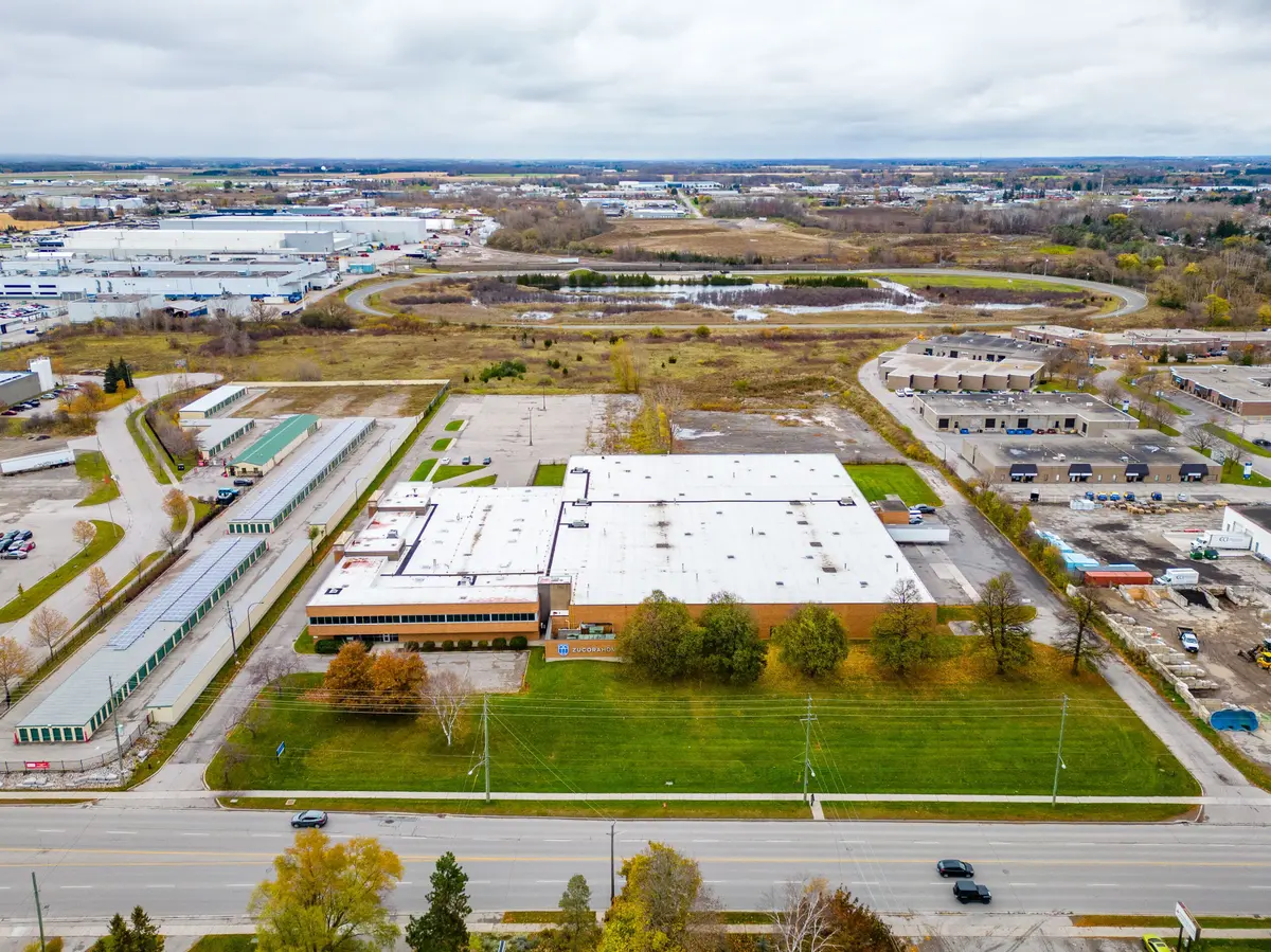 552 Clarke RD, London East, ON N5V 2C9