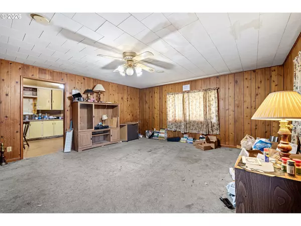 Sweet Home, OR 97386,1183 4th AVE