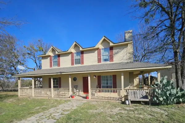 Lake Bridgeport, TX 76426,1006 East Drive