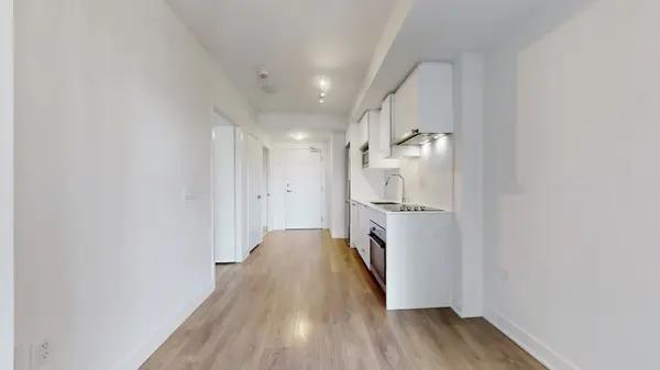 195 Redpath AVE #2013, Toronto C10, ON M4P 0E4