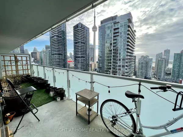 Toronto C01, ON M5V 2H5,11 Charlotte ST #2402