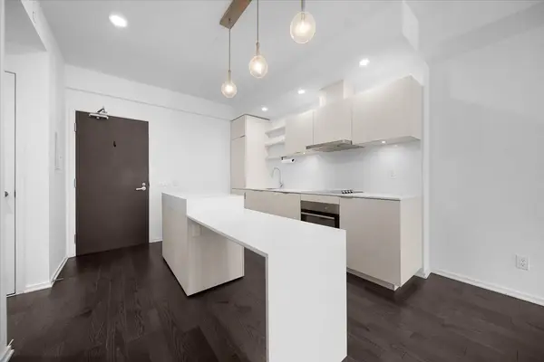 Toronto C08, ON M5A 0C8,12 Bonnycastle ST #219