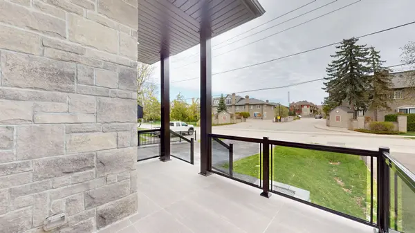 1988 Royal RD, Pickering, ON L1V 1Y2