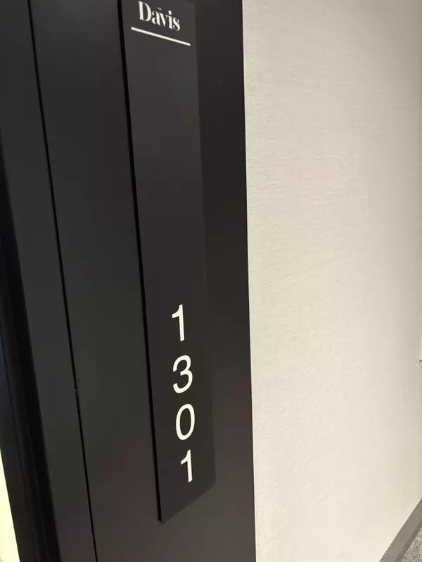 Newmarket, ON L3Y 0G7,185 Deerfield RD #1301