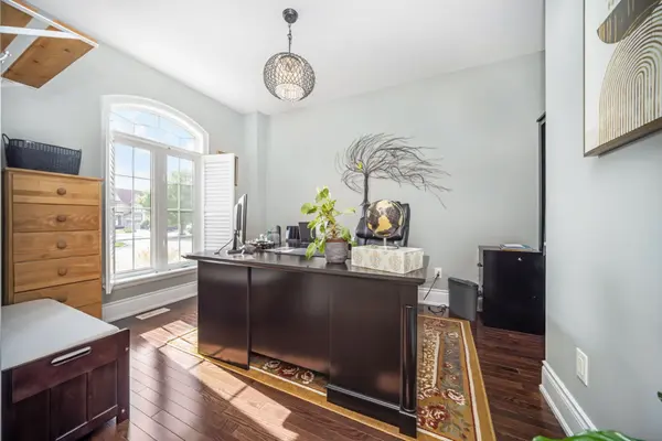 Brampton, ON L6X 0V6,105 Royal West DR